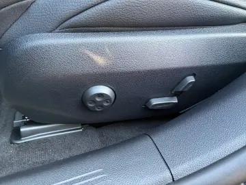 Mercedes-Benz E 200 Sedan Avant-garde Distronic