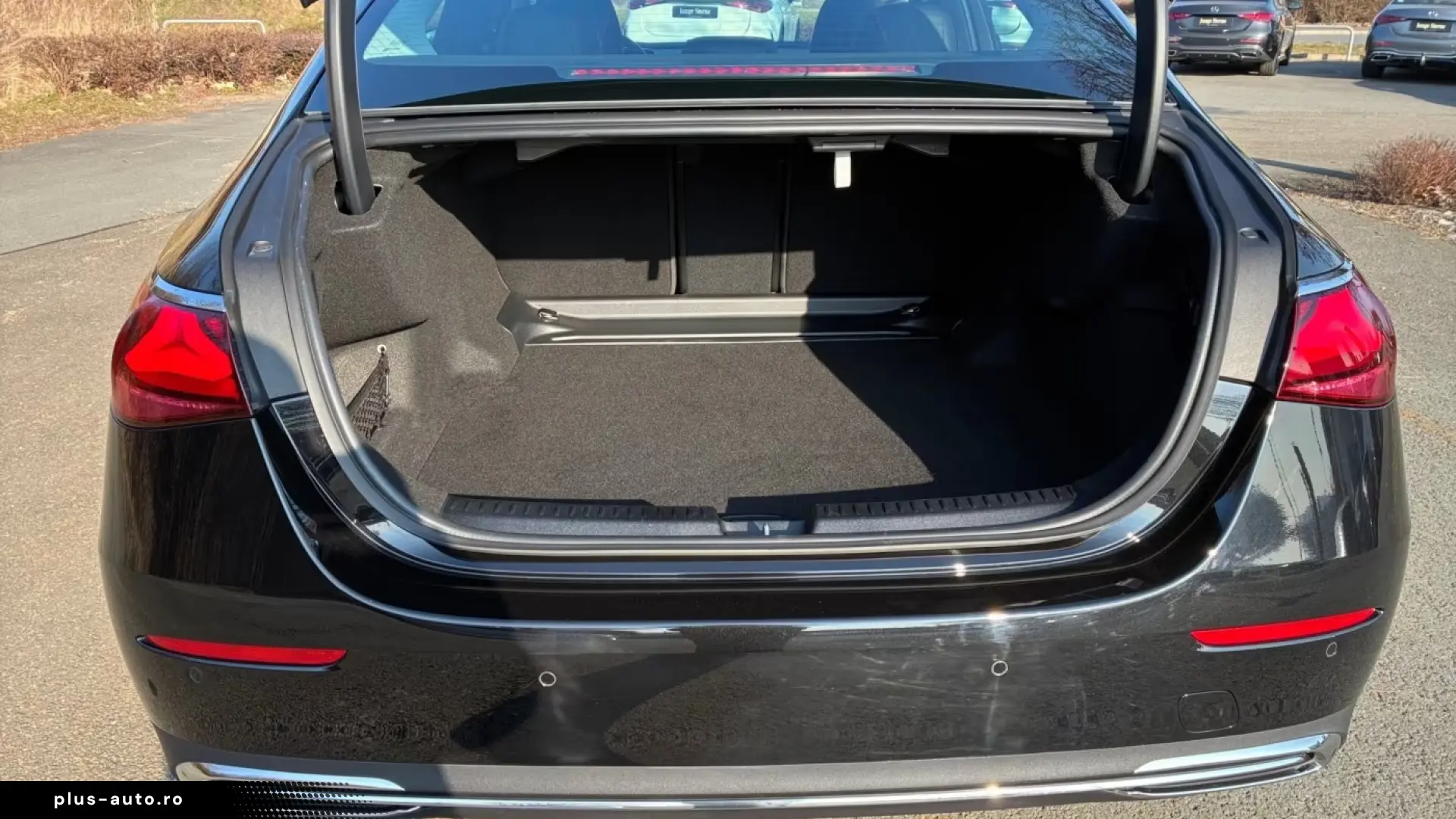 Mercedes-Benz E 200 Sedan Avant-garde Distronic