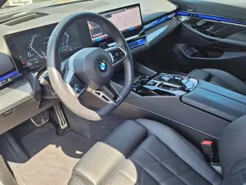 BMW 520d xDr.M Sport ICON HUD ACC SuView.Sitzbel.H K