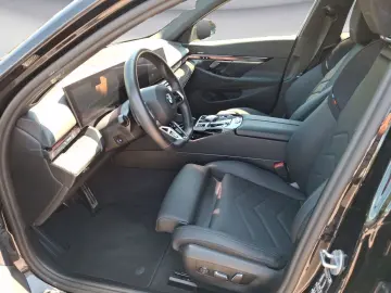 BMW 520d xDrive Limousine M Sportpaket Klimaaut. Mem