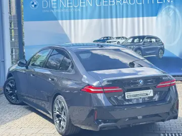 BMW 520d xDrive M Sport DA  360  Komfortsitze H&K 20