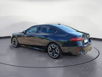 BMW 520i M SPORT AHK Panorama Driving Plus harman ka