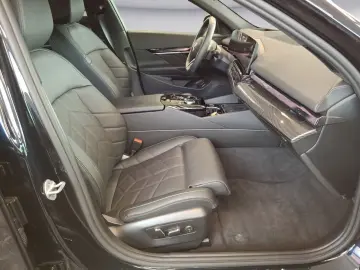 BMW 520i M SPORT AHK Panorama Driving Plus harman ka