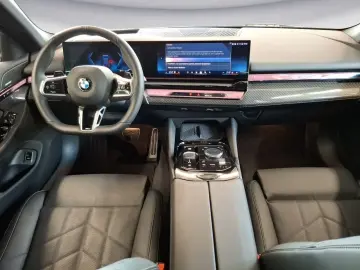 BMW 520i M SPORT AHK Panorama Driving Plus harman ka