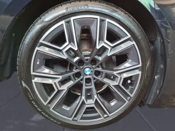 BMW 520i M SPORT AHK Panorama Driving Plus harman ka