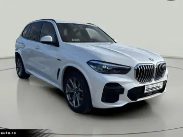 BMW X5 xDrive45e M Sportpaket Night Vision HiFi DAB