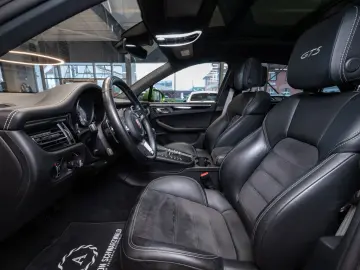 PORSCHE Macan GTS SPORT-DESIGN CHRONO PANO BOSE NAVI