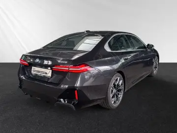 BMW 530e M Sport Pano Head-Up DAProf. H K