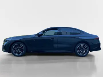 BMW 520d xDrive M Sport Pro AHK Inno Comfort B&W