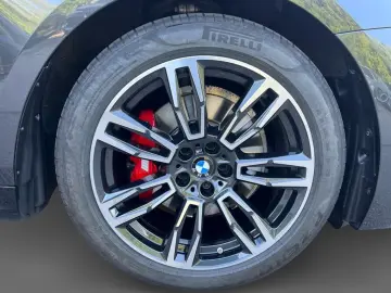 BMW 520d xDrive M Sport Pro AHK Inno Comfort B&W