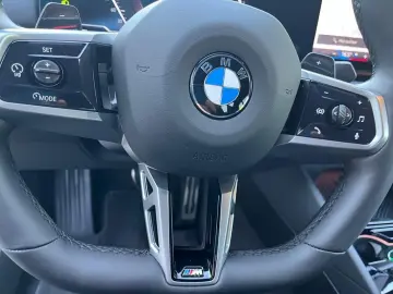 BMW 520d xDrive M Sport Pro AHK Inno Comfort B&W