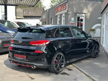 HYUNDAI i30 N Performance