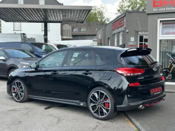 HYUNDAI i30 N Performance