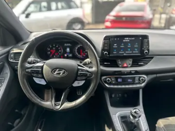 HYUNDAI i30 N Performance