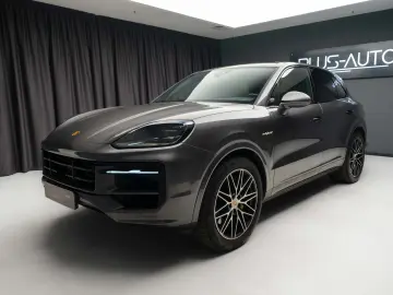 Porsche Cayenne Hybrid Facelift  Panoramic