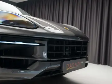 Porsche Cayenne Hybrid Facelift  Panoramic