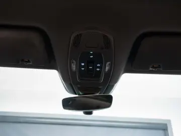 Porsche Cayenne Hybrid Facelift  Panoramic