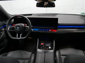 BMW M5 Limousine xDrive   GARANTIE-bis-10.2030