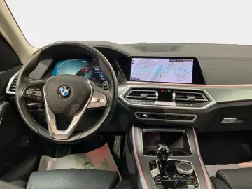 BMW X5 xDrive45e xLine Faruri Laser