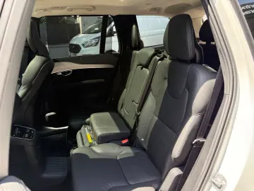 VOLVO XC90 T8 Ultra Bright AHK PANO HUD 360  4SEASONS