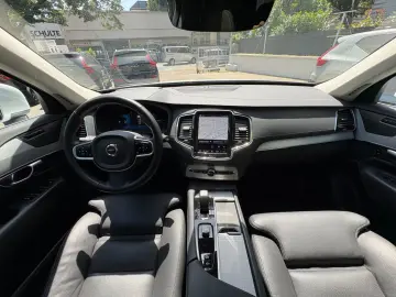 VOLVO XC90 T8 Ultra Bright AHK PANO HUD 360  4SEASONS