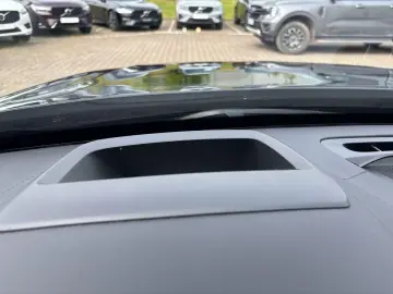 VOLVO XC90 T8 AWD Ultra Bright Recharge ACC B&W LUFT