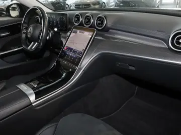MERCEDES-BENZ C 300 d AMG