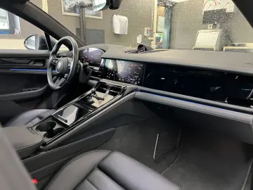 PORSCHE Panamera 4 E-Hybrid   InnoDrive   BOSE   Head-Up