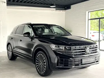 VW Touareg 3.0 TSI eHybrid 4Motion IQ Pano AHK HUD