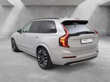 VOLVO XC90 T8 Ultra Dark Recharge Plug-In Hybrid AWD