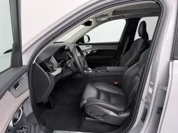 VOLVO XC90 T8 Ultra Dark Recharge Plug-In Hybrid AWD