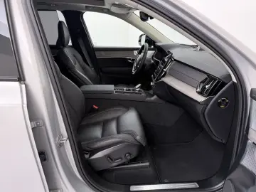 VOLVO XC90 T8 Ultra Dark Recharge Plug-In Hybrid AWD