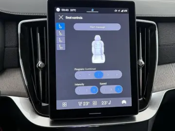 VOLVO XC90 T8 Ultra Dark Recharge Plug-In Hybrid AWD