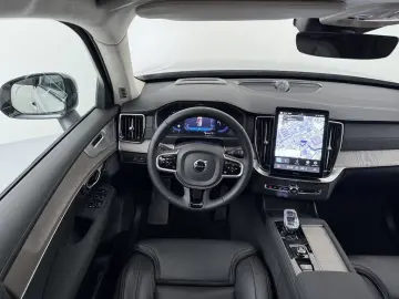 VOLVO XC90 T8 Ultra Dark Recharge Plug-In Hybrid AWD