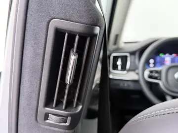 VOLVO XC90 T8 Ultra Dark Recharge Plug-In Hybrid AWD