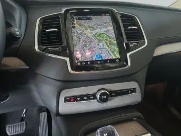 VOLVO XC90 T8 AWD Recharge Ultimate Dark