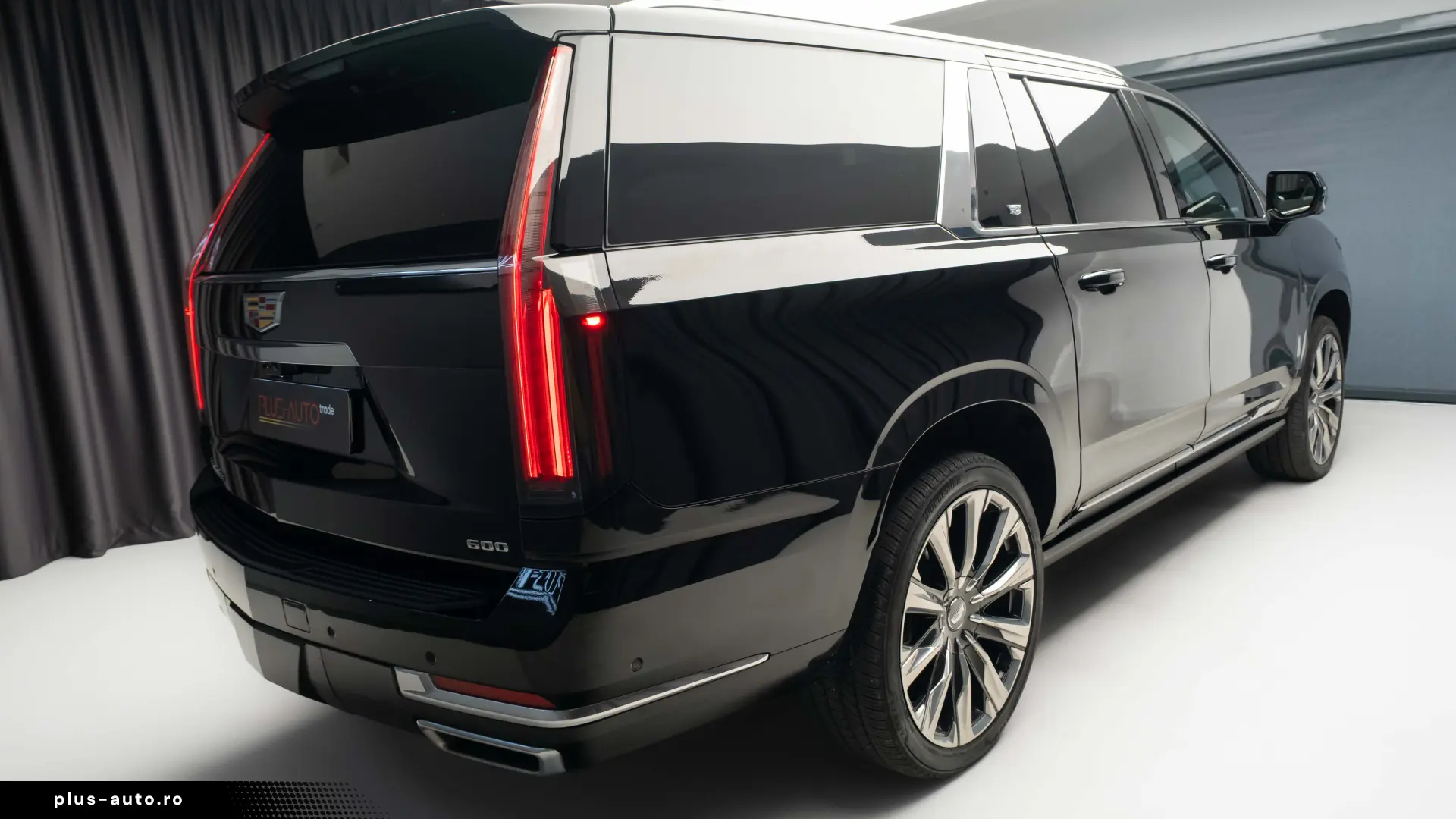 2025 Cadillac Escalade ESV Premium Luxury