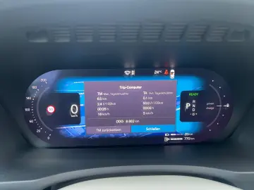 VOLVO XC90 Recharge T8 AWD Ultra Bright