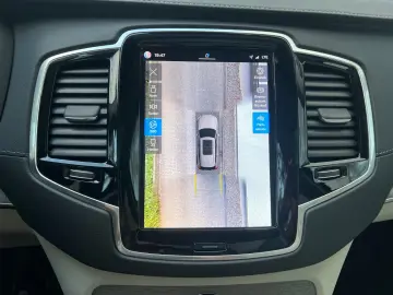 VOLVO XC90 Recharge T8 AWD Ultra Bright