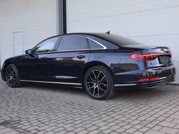 AUDI A8L 60 TFSIe lang exclusive S-LINE CARBON B&Oadv