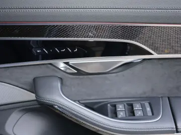 AUDI A8L 60 TFSIe lang exclusive S-LINE CARBON B&Oadv