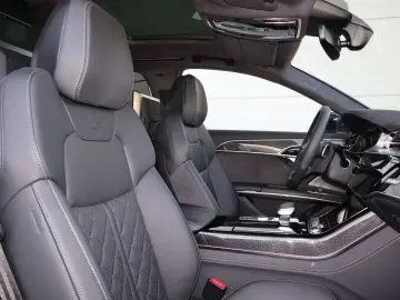 AUDI A8L 60 TFSIe lang exclusive S-LINE CARBON B&Oadv