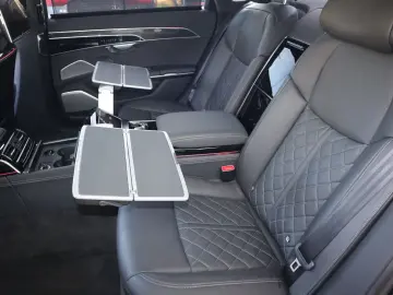 AUDI A8L 60 TFSIe lang exclusive S-LINE CARBON B&Oadv