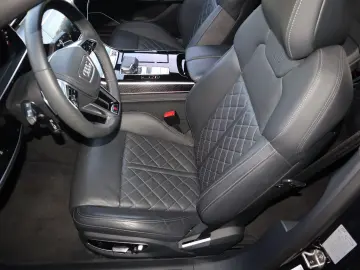 AUDI A8L 60 TFSIe lang exclusive S-LINE CARBON B&Oadv