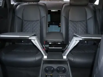 AUDI A8L 60 TFSIe lang exclusive S-LINE CARBON B&Oadv