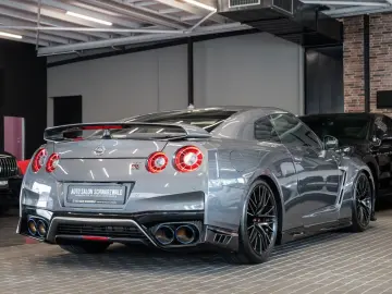 NISSAN GT-R Prestige Edition BOSE SPORTSITZE 1.HAND