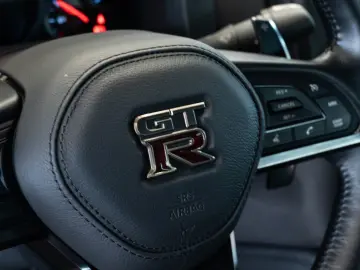 NISSAN GT-R Prestige Edition BOSE SPORTSITZE 1.HAND