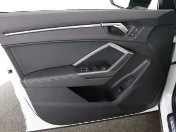 AUDI Q3 Sportback 2 x S-line 40 TDI AHK  Pano  Matrix