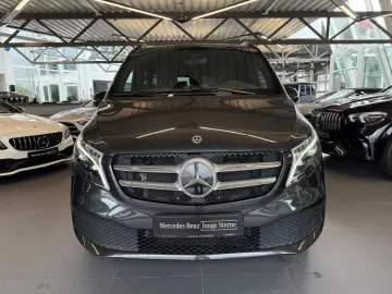 MERCEDES-BENZ V 300 d EditionSport Airmatic Distr 8S…