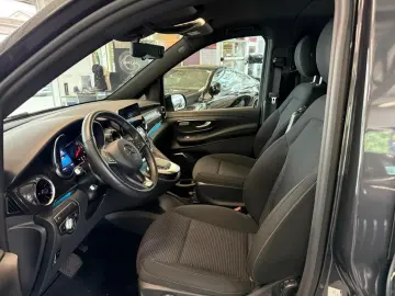 MERCEDES-BENZ V 300 d EditionSport Airmatic Distr 8S…